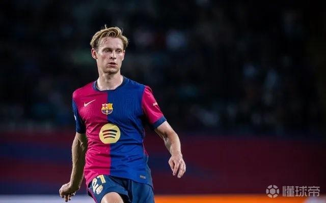 问鼎app-每体：德容与巴尔德等四人在巴萨假期加练，教练组认可此态度