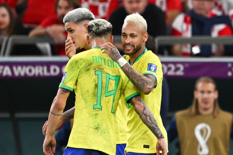 问鼎h5-巴媒：罗德里戈重伤，安切洛蒂可能征召内马尔也在考虑安东尼