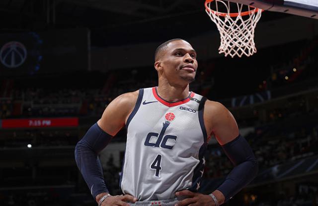 问鼎app-唯数据论？大O：上赛季韦少该拿MVP 他又场均三双了